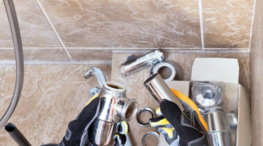 Professional gutter cleaning in Sykesville, MD